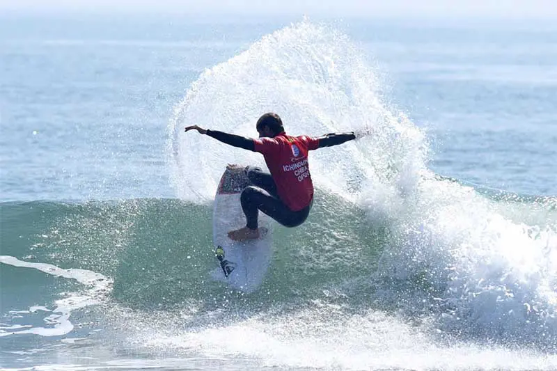 Santiago Muniz returns to action at Martinique Surf Pro Day 2