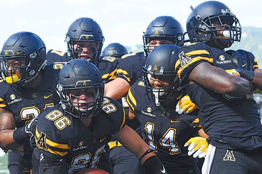 NCAAF betting update: Mountaineers odds-on for Sun Belt repeat