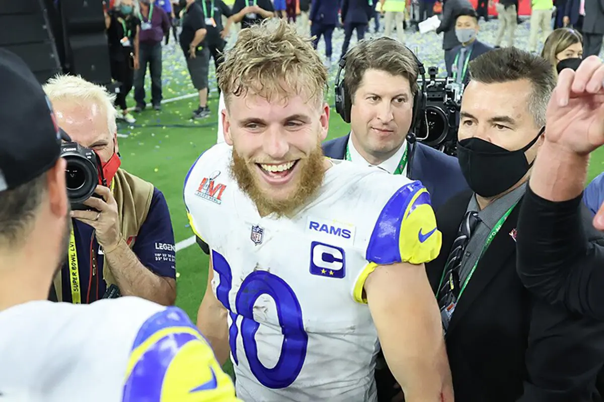 Cooper Kupp Re-Signs With the Los Angeles Rams