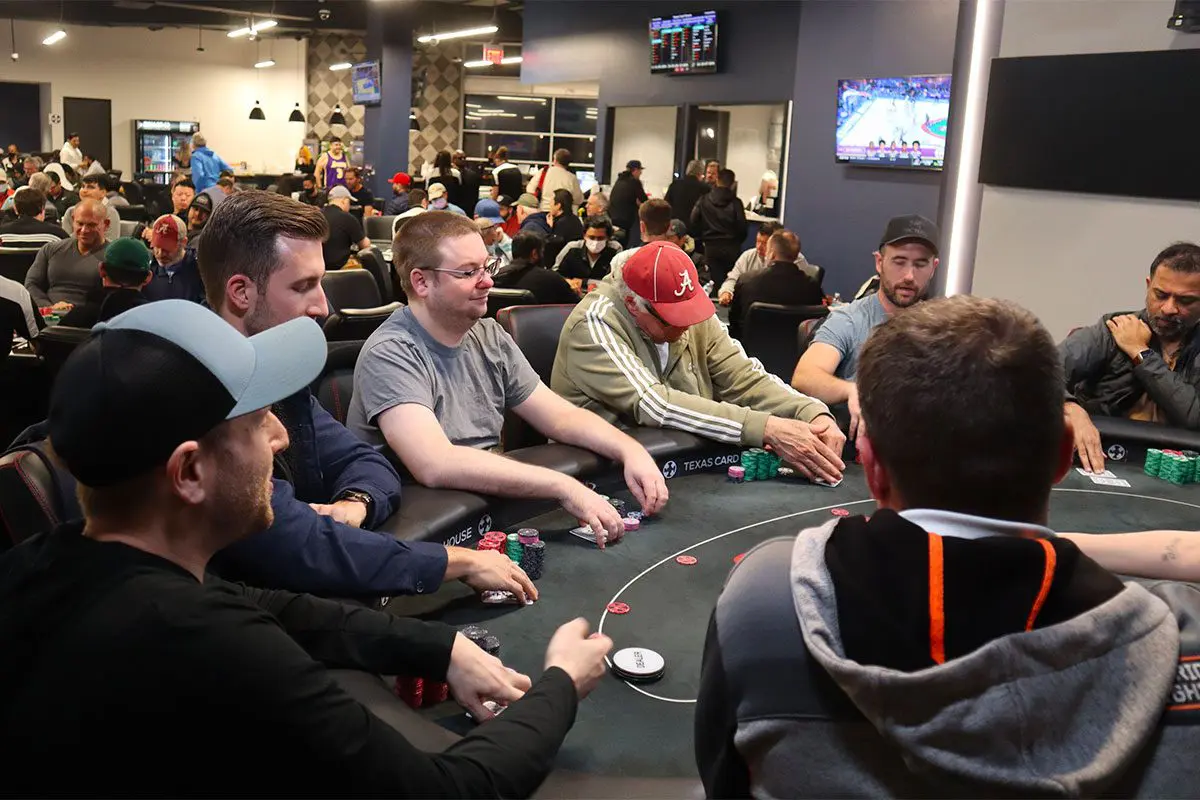 Texas lawmakers mulling change to vague gambling law