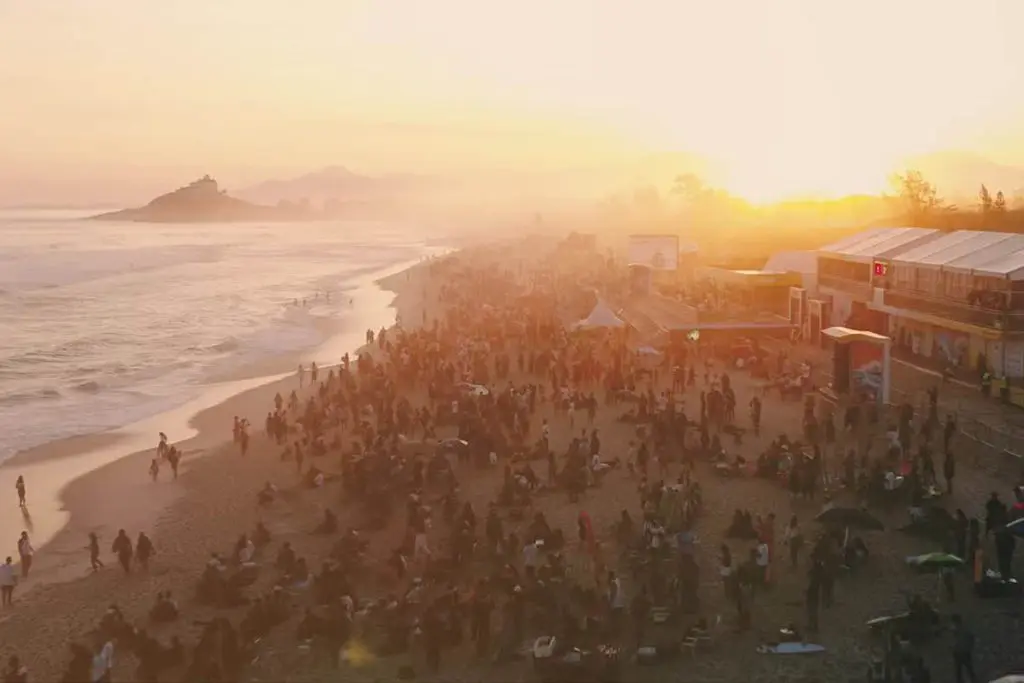 Opening Day of WSL Vivo Rio Pro: Action Packed with High Scores & Surprises
