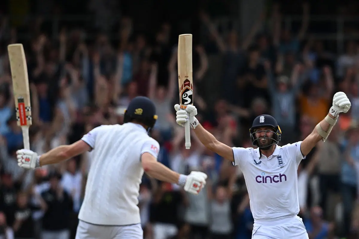 England stage thrilling comeback to secure Ashes victory in Third Test