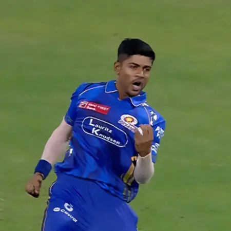 Ashwani, Rickelton lead Mumbai Indians to first IPL 2025 win