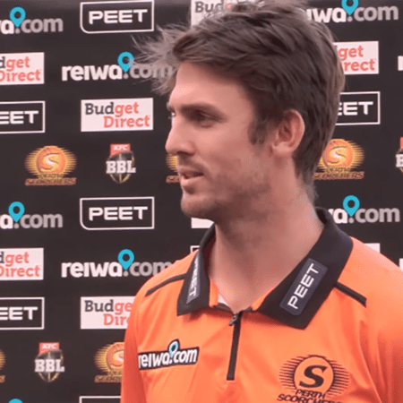 Marsh commits to Scorchers until 2027–28 BBL season